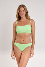 Załaduj obraz do przeglądarki galerii, Model Front: Rio De Sol Top Bikini Top Sand-Menta Bandeau-Reto