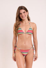Załaduj obraz do przeglądarki galerii, Model Front: Rio De Sol Top Bikini Top Supercolor Tri-Inv