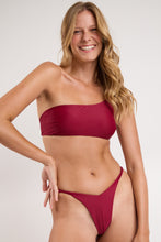 Załaduj obraz do przeglądarki galerii, Image 10: Rio De Sol Top Bikini Top Touch-Carmim Isadora