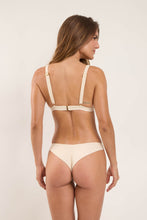 Załaduj obraz do przeglądarki galerii, Model Back: Rio De Sol Top Bikini Top Touch-Natural Alba