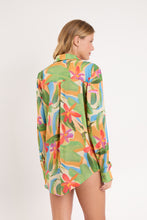 Załaduj obraz do przeglądarki galerii, Model Back: Rio De Sol Sukienki Koszulowe Tropical Shirt Greta