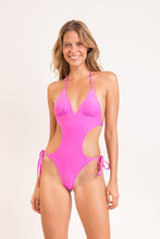 Załaduj obraz do przeglądarki galerii, Model Front: Rio De Sol Kostium Jednoczęściowy Vita-Pink Trikini-Comfy