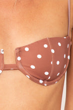 Załaduj obraz do przeglądarki galerii, Image 06: Wednesday In Hawaii By Rio De Sol Top Bikini Top Kiko-Coco Shell
