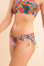 Załaduj obraz do przeglądarki galerii, Image 11: Rio De Sol Zestaw Bikini Set Jungle Bandeau-Reto Madrid
