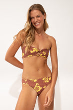 Załaduj obraz do przeglądarki galerii, Image 07: Wednesday In Hawaii By Rio De Sol Zestaw Bikini Set Pua-Coco-Lilikoi Lani Waikiki
