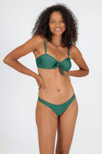Załaduj obraz do przeglądarki galerii, Model Front: Rio De Sol Top Bikini Top Palace Bandeau-No
