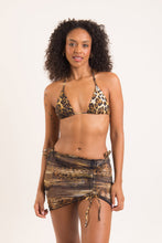 Załaduj obraz do przeglądarki galerii, Model Front: Rio De Sol Spódnica Plażowa Leo Skirt-Rushed
