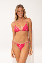 Załaduj obraz do przeglądarki galerii, Model Front: Wednesday In Hawaii By Rio De Sol Zestaw Bikini Set Kiko-Guava Ana Isla
