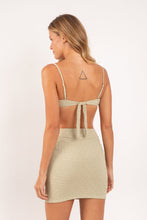 Załaduj obraz do przeglądarki galerii, Model Back: Rio De Sol Spódnica Plażowa Brisa-Pistache Rubi Skirt
