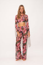 Załaduj obraz do przeglądarki galerii, Model Front: Rio De Sol Spodnie Plażowe Jolie Pants Lana
