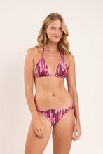 Załaduj obraz do przeglądarki galerii, Model Front: Rio De Sol Top Bikini Top Shade Mel
