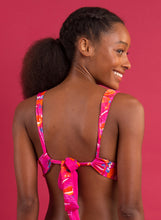 Załaduj obraz do przeglądarki galerii, Image 12: Rio De Sol Top Bikini Top Flavors Halter-Marina
