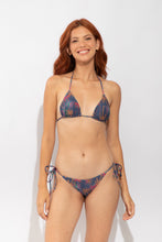 Załaduj obraz do przeglądarki galerii, Model Front: Rio De Sol Figi Bikini Bottom Coqueiro Ibiza-Comfy
