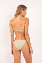 Załaduj obraz do przeglądarki galerii, Model Back: Rio De Sol Figi Bikini Bottom Brisa-Pistache Ibiza-Comfy
