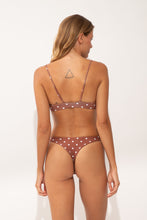 Załaduj obraz do przeglądarki galerii, Model Back: Wednesday In Hawaii By Rio De Sol Zestaw Bikini Set Kiko-Coco Hana Sunset
