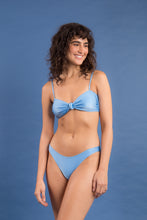 Załaduj obraz do przeglądarki galerii, Image 12: Rio De Sol Zestaw Bikini Set Shimmer-Baltic-Sea Bandeau-Joy Essential
