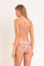 Załaduj obraz do przeglądarki galerii, Model Back: Rio De Sol Zestaw Bikini Set Sweet-Camo Tri-Fixo Ibiza-Comfy
