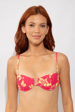 Załaduj obraz do przeglądarki galerii, Gallery: Wednesday In Hawaii By Rio De Sol Top Bikini Top Pua-Guava Shell

