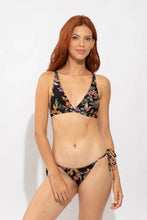 Załaduj obraz do przeglądarki galerii, Model Front: Rio De Sol Top Bikini Top Flora Alba
