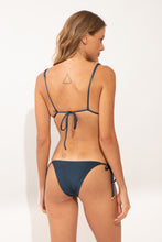 Załaduj obraz do przeglądarki galerii, Model Back: Rio De Sol Top Bikini Top Shimmer-Shark Lia-Noa
