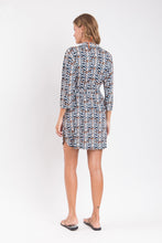 Załaduj obraz do przeglądarki galerii, Model Back: Rio De Sol Sukienki Koszulowe Ikat Chemise
