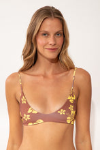 Załaduj obraz do przeglądarki galerii, Gallery: Wednesday In Hawaii By Rio De Sol Top Bikini Top Pua-Coco-Lilikoi Hana
