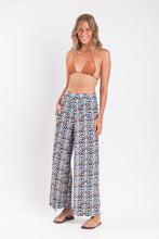Załaduj obraz do przeglądarki galerii, Image 04: Rio De Sol Spodnie Plażowe Ikat Wide Pants

