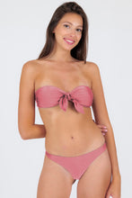 Załaduj obraz do przeglądarki galerii, Gallery: Rio De Sol Zestaw Bikini Set Shimmer-Confetti Bandeau-Knot Nice-Fio
