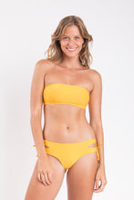 Załaduj obraz do przeglądarki galerii, Model Front: Rio De Sol Top Bikini Top Solar Bandeau-Reto

