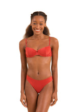 Załaduj obraz do przeglądarki galerii, Model Front: Rio De Sol Top Bikini Top Malibu-Chili Balconet
