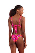 Załaduj obraz do przeglądarki galerii, Model Back: Rio De Sol Top Bikini Top Flavors Halter-Marina

