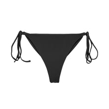 Załaduj obraz do przeglądarki galerii, Product Front: Wednesday In Hawaii By Rio De Sol Figi Bikini Bottom Lava Kaleia
