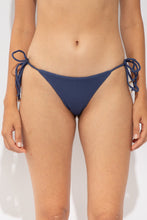 Załaduj obraz do przeglądarki galerii, Gallery: Rio De Sol Figi Bikini Bottom Carmel-Blue Cheeky-Micro
