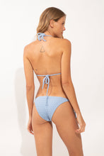 Załaduj obraz do przeglądarki galerii, Model Back: Rio De Sol Figi Bikini Bottom Drift-Cianita Ibiza-Comfy
