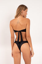 Załaduj obraz do przeglądarki galerii, Model Back: Rio De Sol Zestaw Bikini Set Shimmer-Black Mavi Nara
