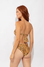 Załaduj obraz do przeglądarki galerii, Model Back: Rio De Sol Figi Bikini Bottom Yellow-Feline Essential-Comfy
