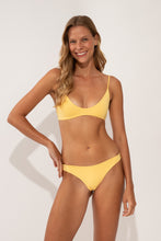 Załaduj obraz do przeglądarki galerii, Image 06: Wednesday In Hawaii By Rio De Sol Figi Bikini Bottom Lilikoi Sunset
