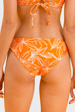 Załaduj obraz do przeglądarki galerii, Image 07: Rio De Sol Figi Bikini Bottom Trail-Orange Essential-Comfy
