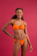 Załaduj obraz do przeglądarki galerii, Image 11: Rio De Sol Zestaw Bikini Set Dots-Orange Balconet-Tie Pipa
