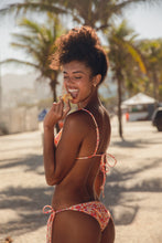 Załaduj obraz do przeglądarki galerii, Image 13: Rio De Sol Zestaw Bikini Set Ditsy-Butter Lia Lacinho
