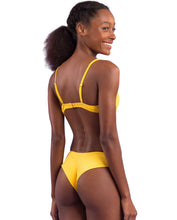 Załaduj obraz do przeglądarki galerii, Image 07: Rio De Sol Zestaw Bikini Set Malibu-Yellow Balconet Ciao

