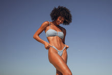 Załaduj obraz do przeglądarki galerii, Image 12: Rio De Sol Zestaw Bikini Set Drift-Cianita Sara Eden
