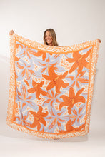 Załaduj obraz do przeglądarki galerii, Model Front: Rio De Sol Pareo Olyra Canga
