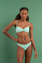 Załaduj obraz do przeglądarki galerii, Image 11: Rio De Sol Top Bikini Top Malibu-Menta Balconet
