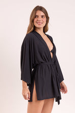 Załaduj obraz do przeglądarki galerii, Image 03: Rio De Sol Narzutka Plażowa Black Kimono
