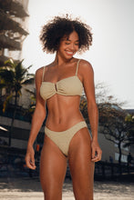 Załaduj obraz do przeglądarki galerii, Image 14: Rio De Sol Figi Bikini Bottom Brisa-Pistache Essential
