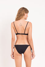 Załaduj obraz do przeglądarki galerii, Model Back: Rio De Sol Figi Bikini Bottom Dots-Black Ibiza-Comfy
