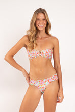 Załaduj obraz do przeglądarki galerii, Image 04: Rio De Sol Zestaw Bikini Set Ditsy-Sky Mavi Baobi
