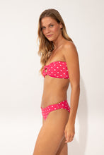 Załaduj obraz do przeglądarki galerii, Image 04: Wednesday In Hawaii By Rio De Sol Top Bikini Top Kiko-Guava Lani
