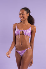 Załaduj obraz do przeglądarki galerii, Image 10: Rio De Sol Top Bikini Top Trail-Purple Tank-Tie
